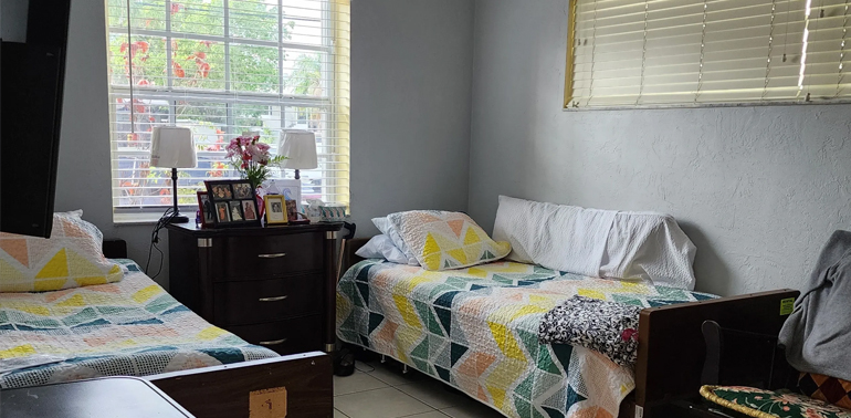 Assisted living (Private/Semi-Private Rooms)